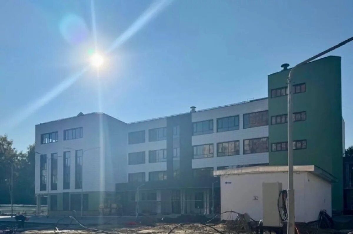    Мэр Новосибирска Кудрявцев оценил возведение корпуса экономического лицея