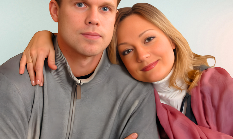 Покрасил волосы и набил татуировку на лице. Как сейчас выглядит 18-летний сын Татьяны Булановой и Владислава Радимова