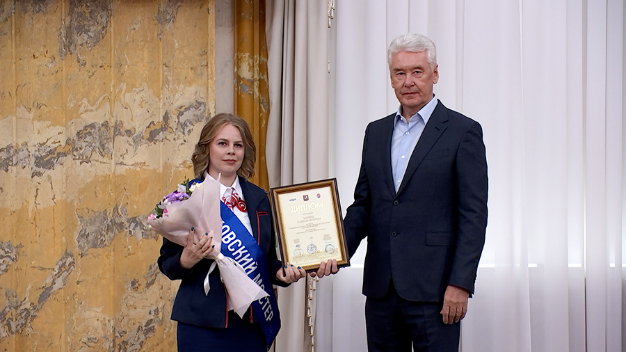    © АО "ТВ Центр"