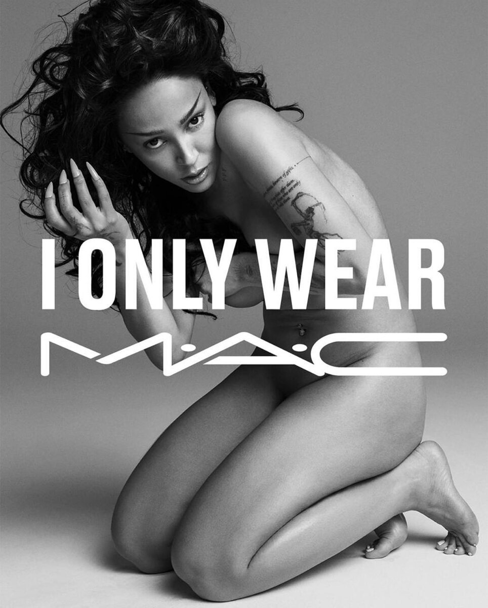    Крис Дженнер и Doja Cat снялись в новой рекламной кампании MAC Cosmetics (фото 3)