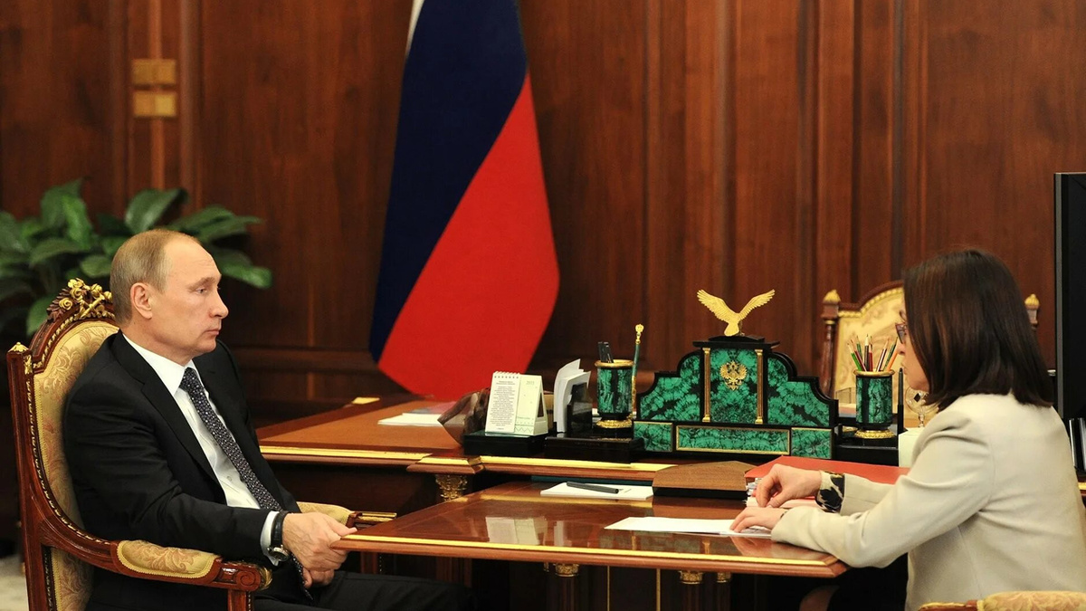 Экономику заморозили: как ЦБ убивает рост, а банки подсчитывают миллиарды