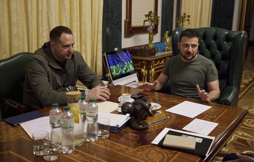    Союзники Украины поддержат заговор против Зеленского и Ермака? «Множество желающих прийти во власть»