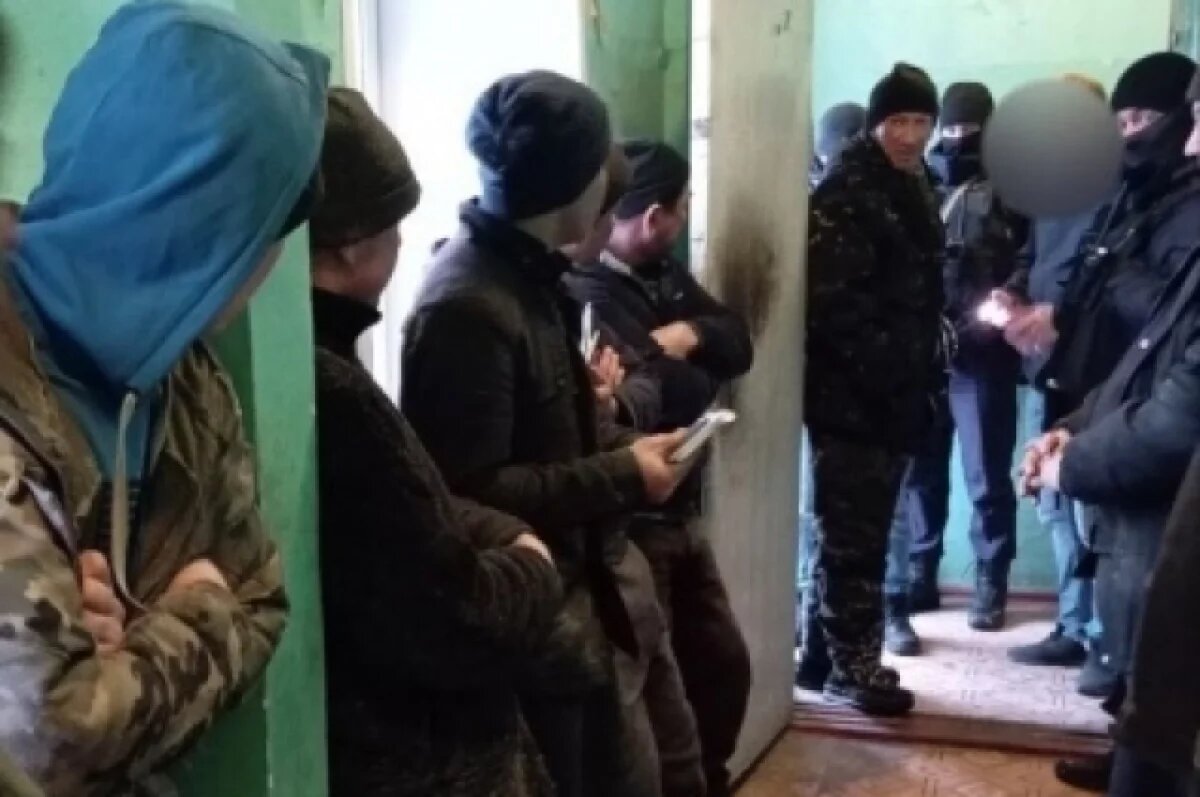    15 нарушивших закон иностранцев в Коми будут выдворены из России