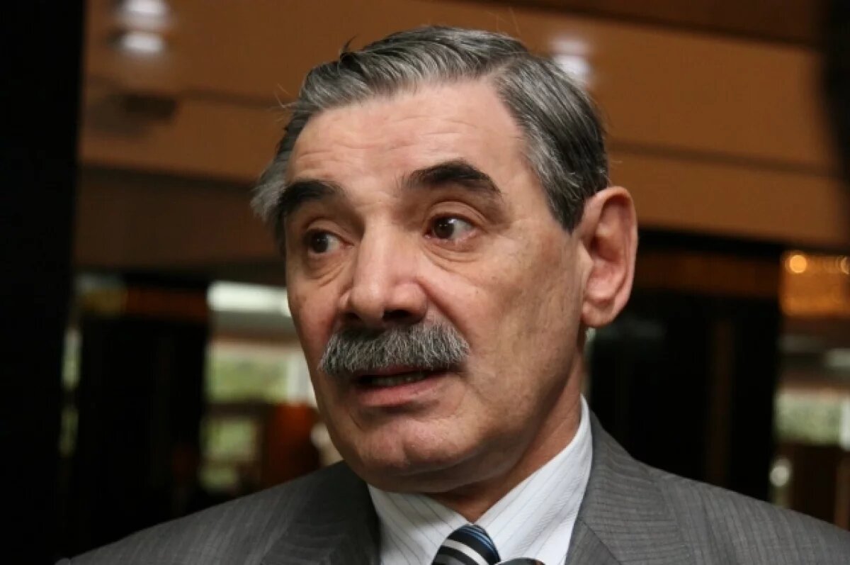    Актёр Александр Панкратов-Чёрный экстренно госпитализирован в Кургане