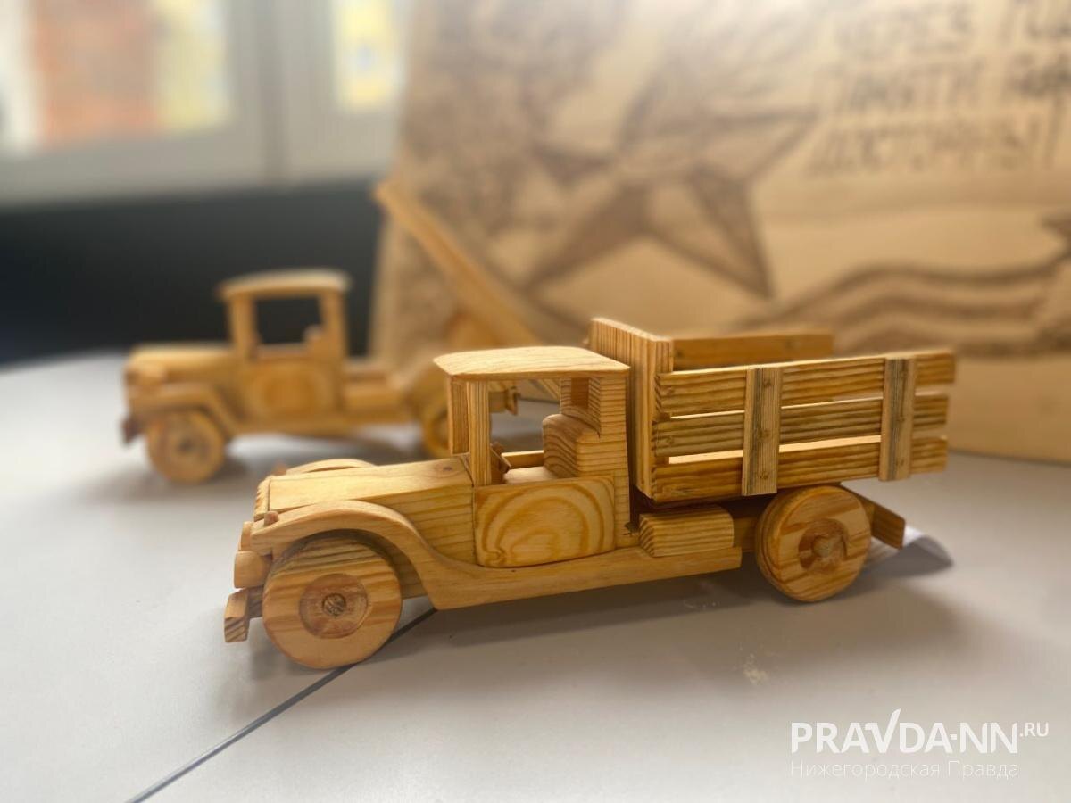    Работы продолжают прибывать организаторам из разных уголков России