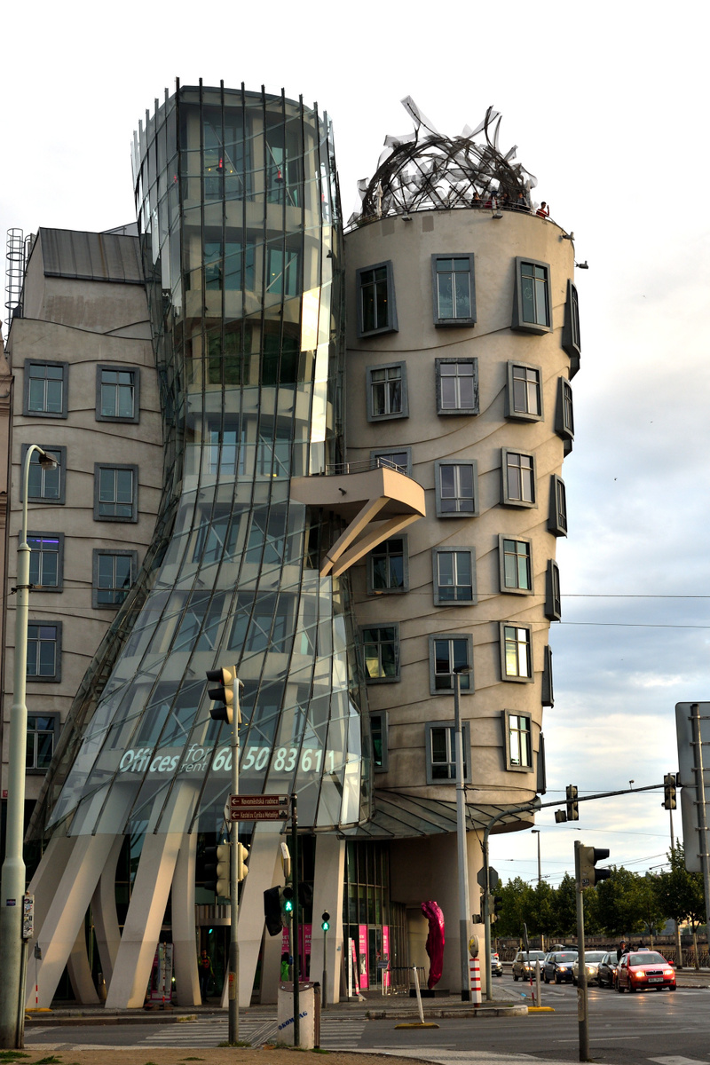  "Танцующий дом" с террасой на крыше. Фотография: Соловьёв В.Ю.