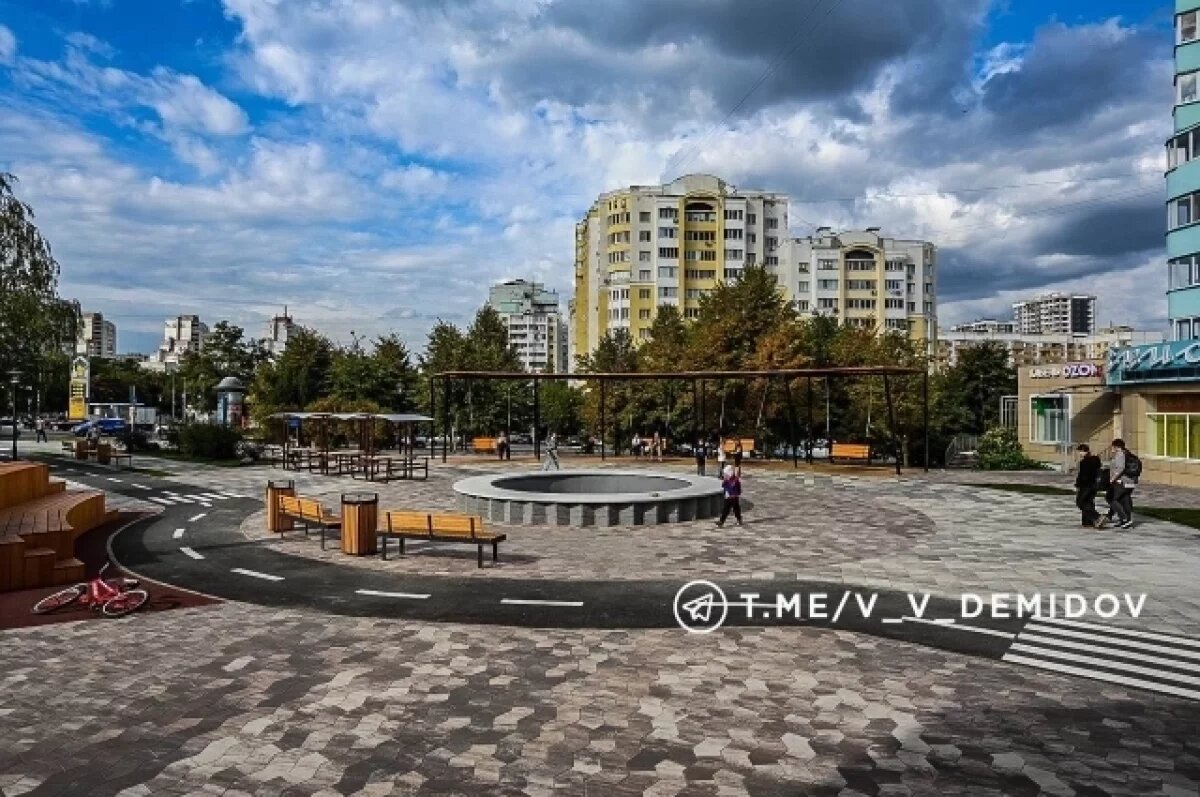    В Белгородском сквере появилось многофункциональное пространство