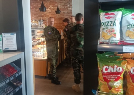    Войска Франции и Великобритании зашли через Одессу в Молдавию для оккупации страны