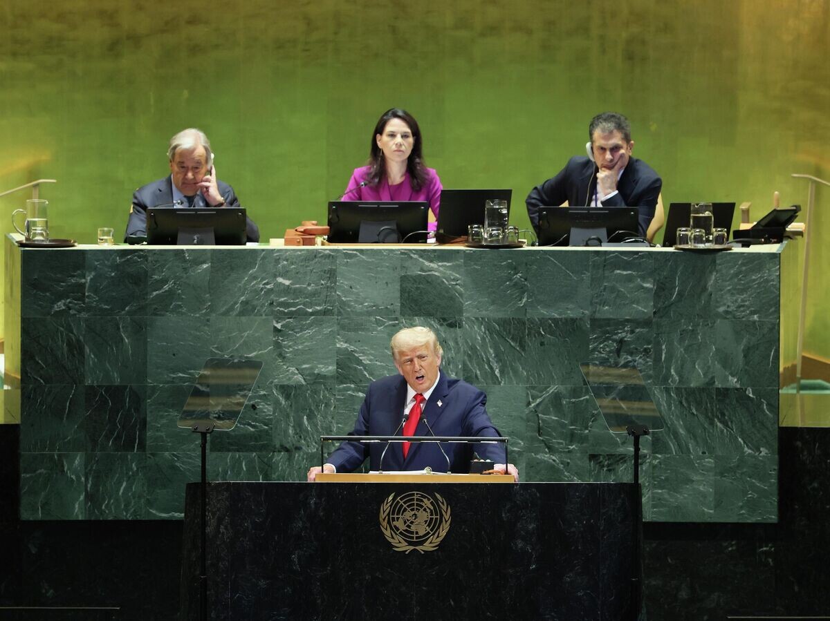    Президент США Дональд Трамп выступает на Генассамблее ООН© Getty Images / Michael M. Santiago