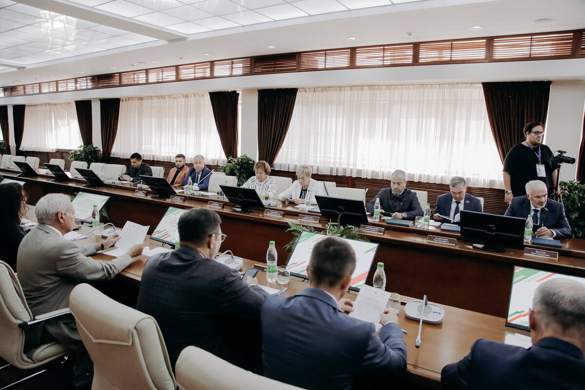 Фото: пресс-служба Госсовета РТ