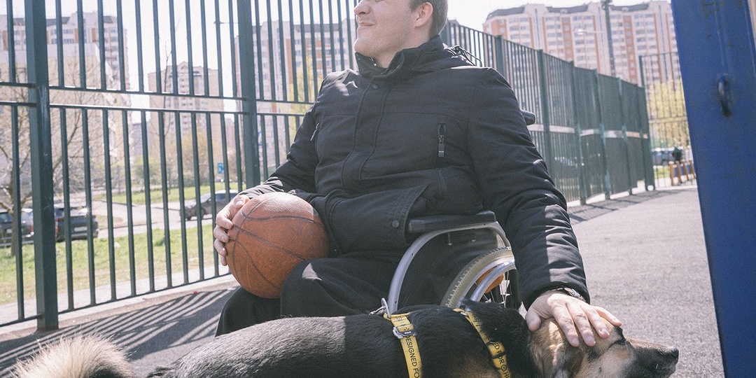 Мама оставила Леню в доме малютки. Сын нашел ее через 18 лет