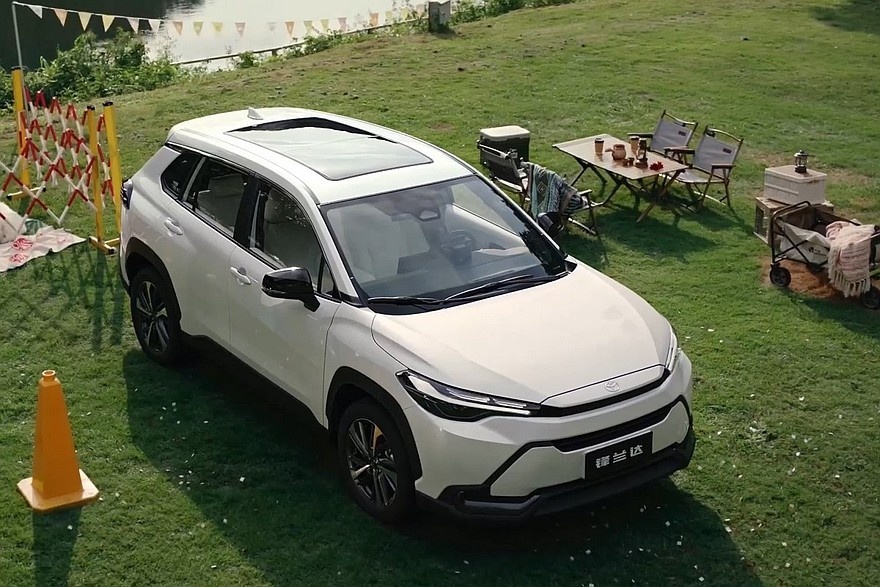    Обновленный Toyota Frontlander