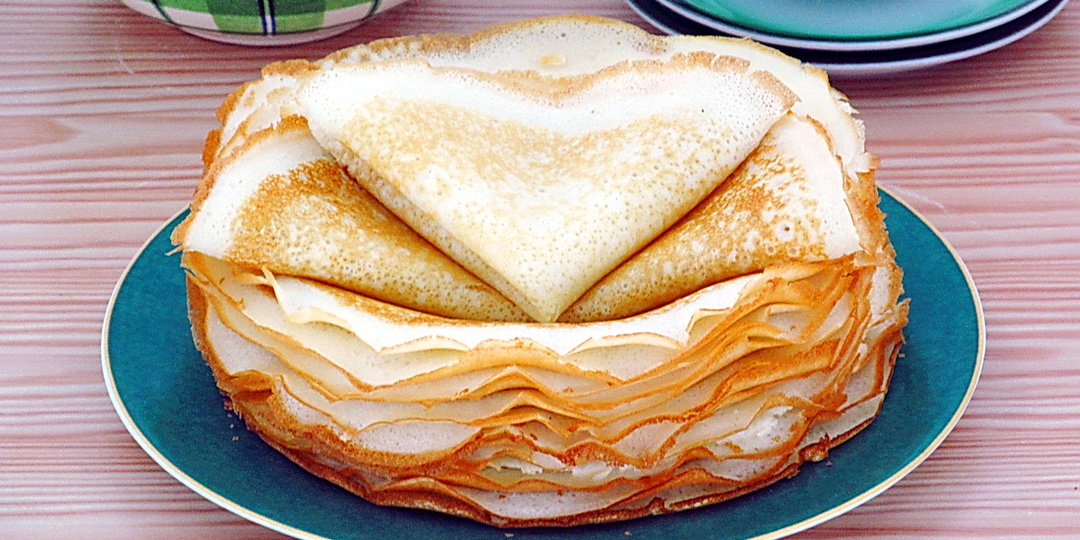 Блины: От тонких ажурных до сытных пышных. Исчерпывающая энциклопедия рецептов на молоке