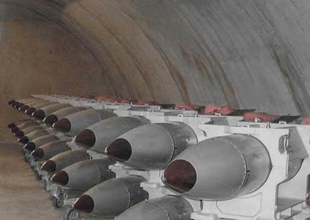    Дроны только повод: Польша готовится к размещению ядерного оружия НАТО. Что стоит за милитаристскими лозунгами Варшавы?