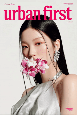 Архитектура женственности: почему сердце — это поле битвы, а не трофей. Искусство отличать уверенность от высокомерия в себе и других Лабораторий Лазарева А.С.