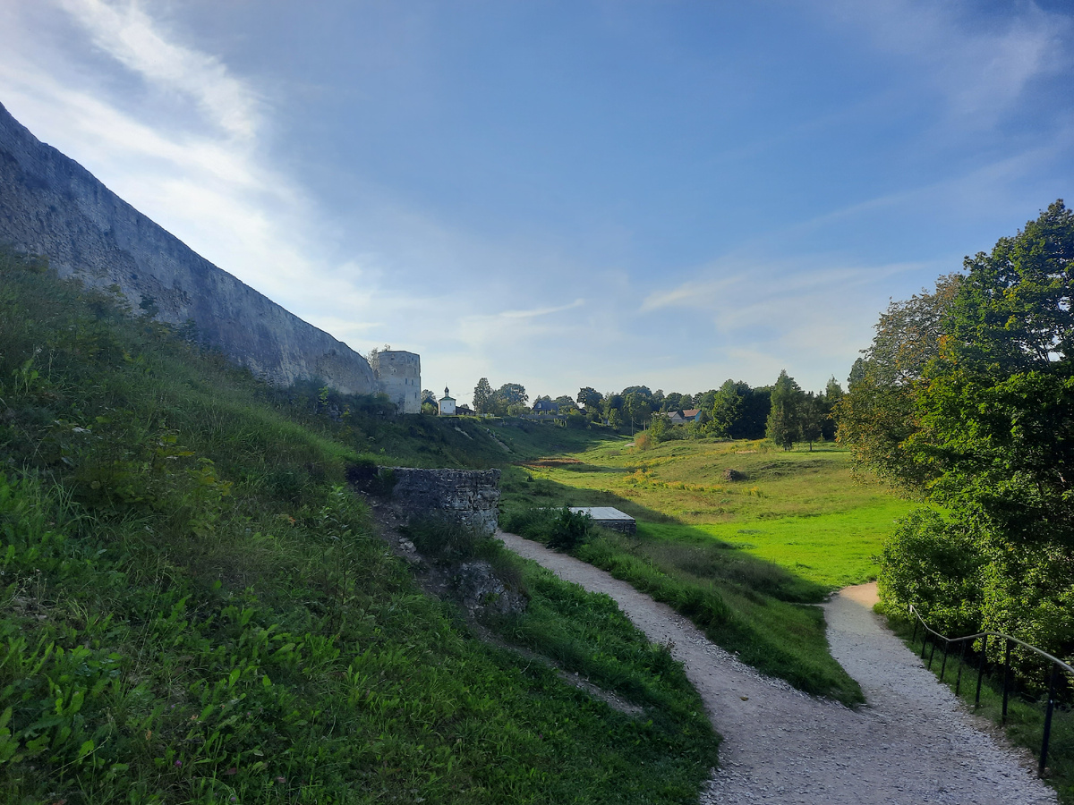 Изборская крепость