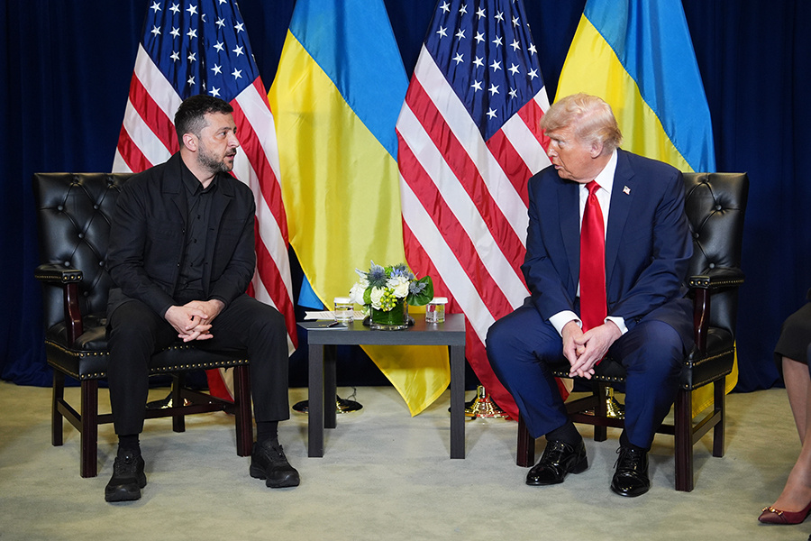    © Evan Vucci/AP/TASS