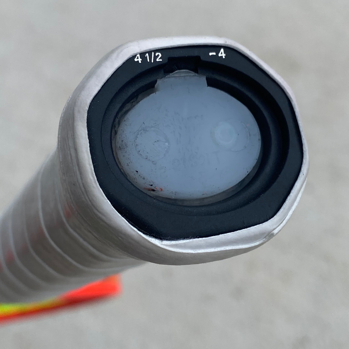 Силикон в ручке, залитый в Head Pro Room