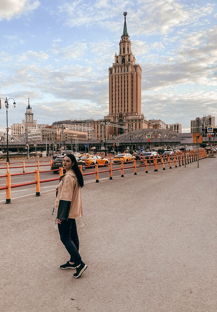 Площадь Трех вокзалов. Фото автора.