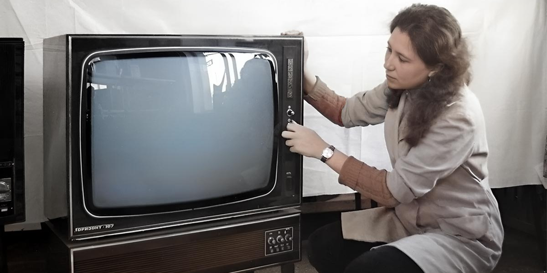 Почему в СССР телевизоры были дорогими и дефицитными? Разбираемся
