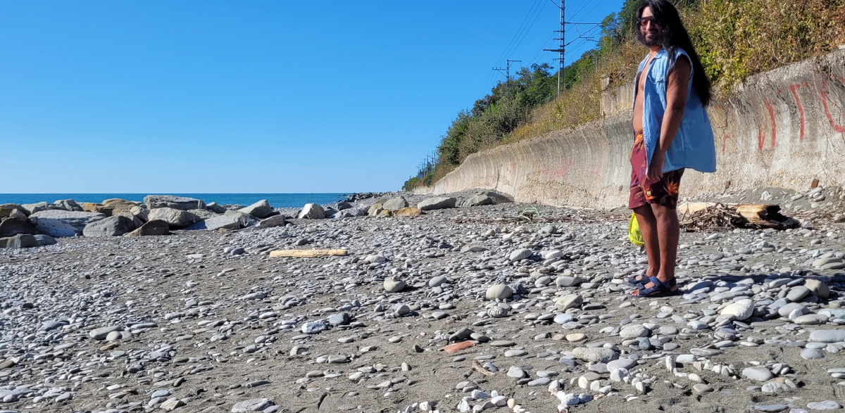 Марко на пляже