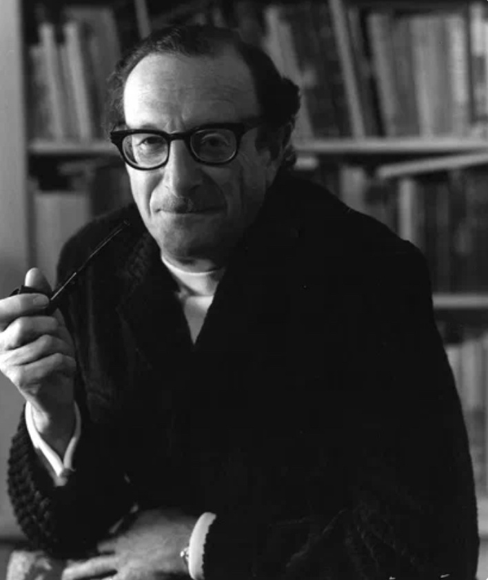 Эрик Леннард Берн (настоящее имя — Леонард Бернстайн) — американский психолог и психиатр, разработчик транзактного анализа — теории личности и метода психотерапии.
