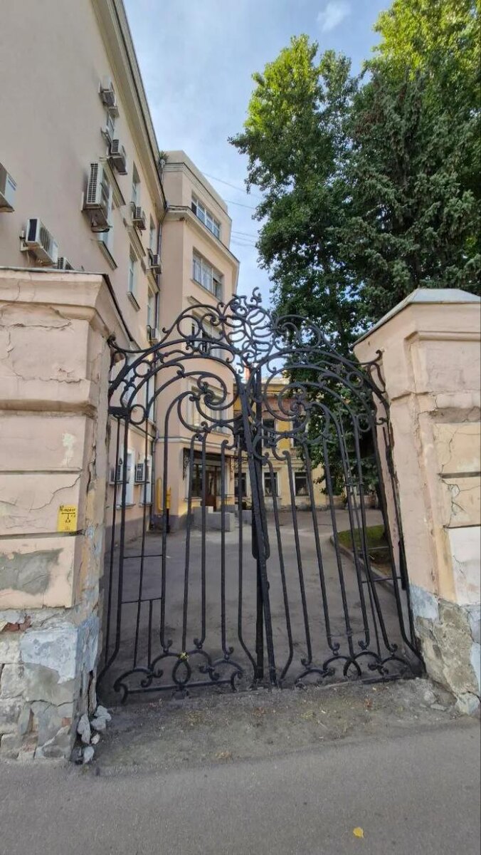 Так усадьба выглядит сейчас. Фото © Life.ru