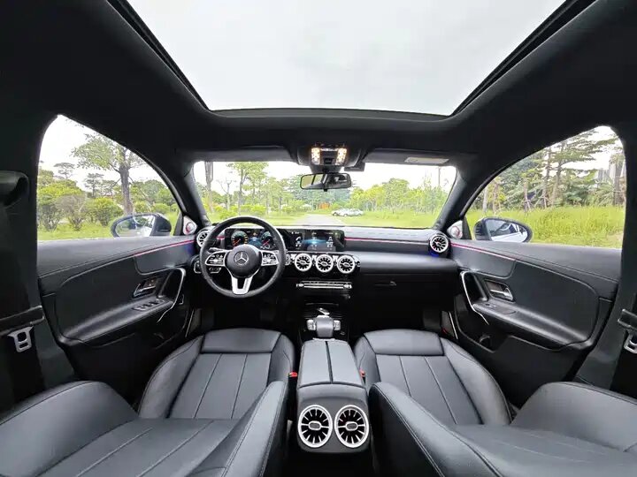 Фото салона, листайте.