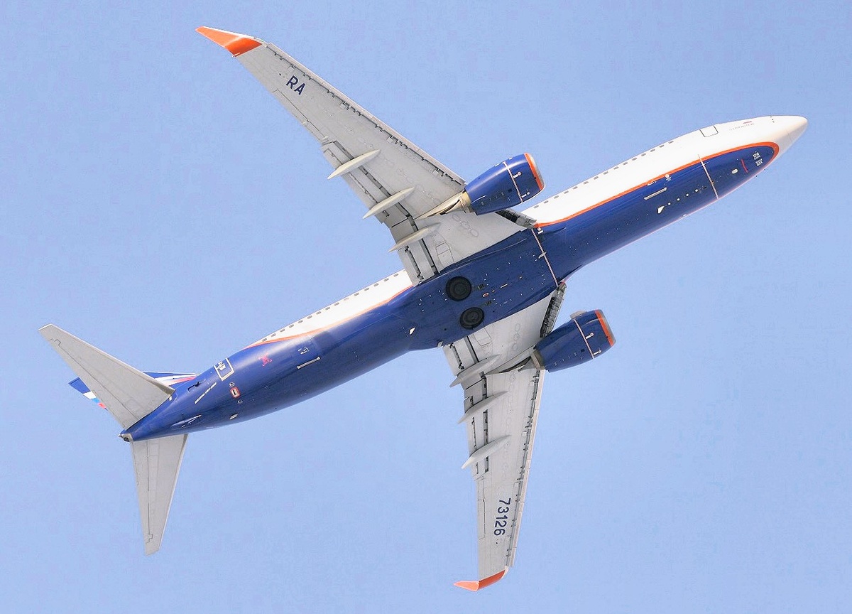 Boeing 737 | шасси во время полета