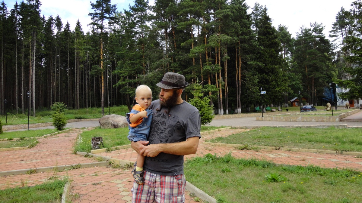 11 лет назад где-то на лесной базе 