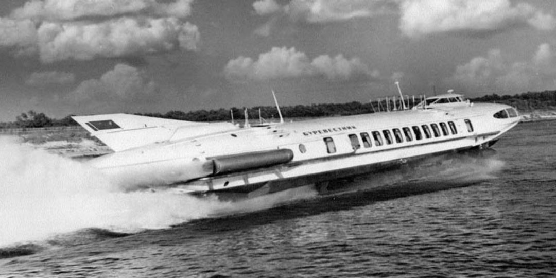 Гордо реет «Буревестник». Волжские рекорды самого быстрого судна на подводных крыльях