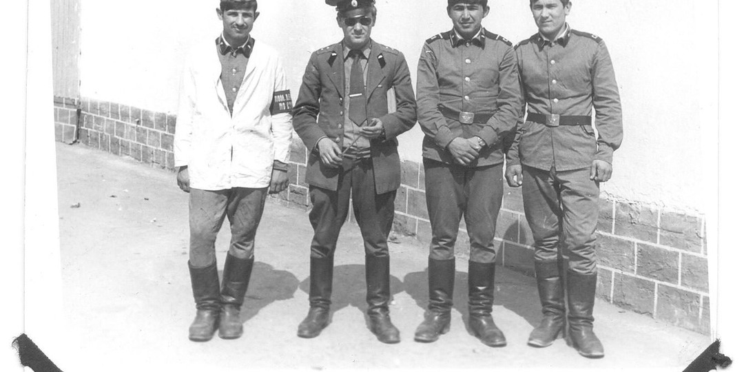 Попасть в наряд по столовой...