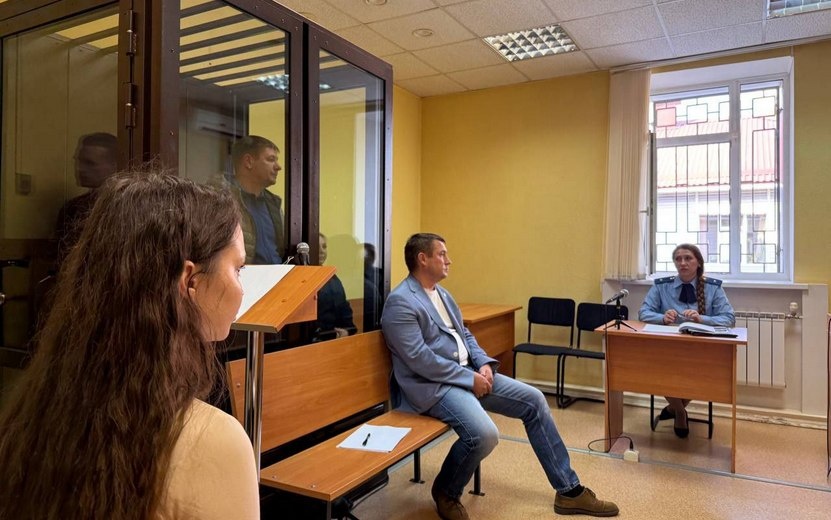    Экс-замначальника отдела приставов отправили под домашний арест в Ижевске