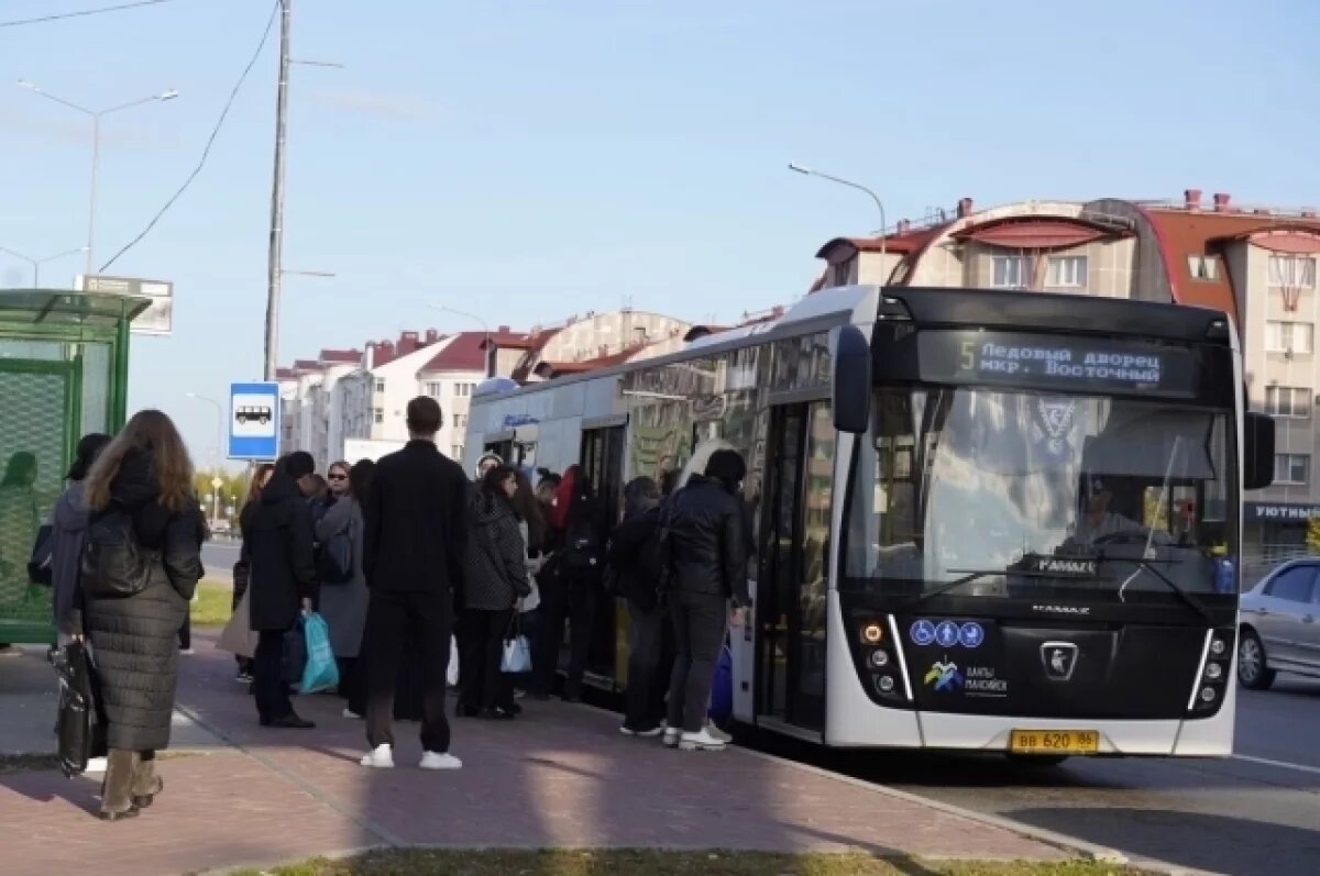    Дизельные автобусы малого класса в Ханты-Мансийске скоро сменят большие, работающие на газе.
