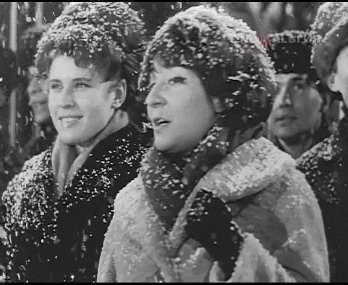 ВИО-66, слева В. Толкунова