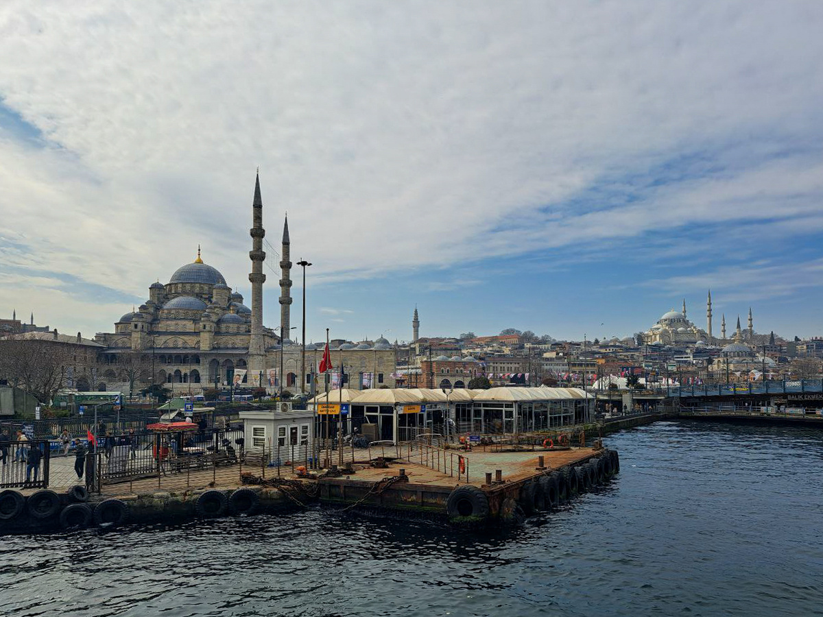 Путевка в Турцию обошлась семье в 172 тысячи рублей.  Фото: Фото: ФедералПресс / Вера Романескул