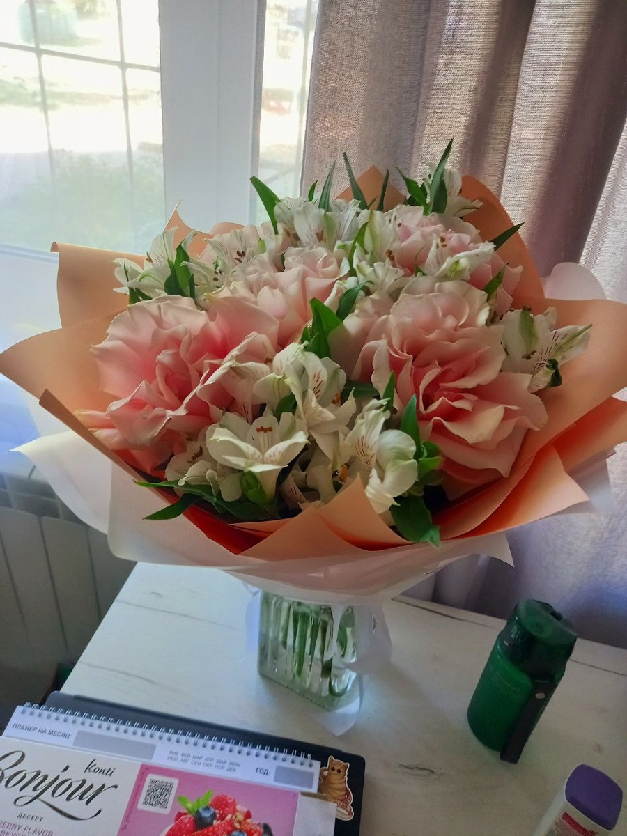 Дочери подарили на днях