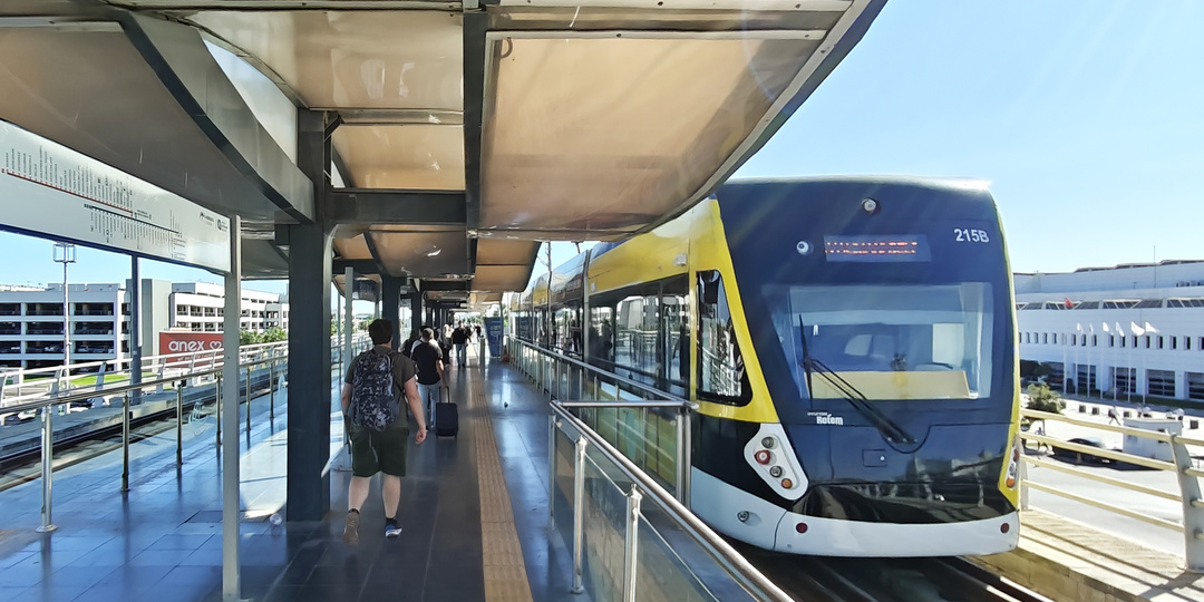 На заметку путешественнику. Как добраться в аэропорт Антальи из города и как проехать между терминалами?