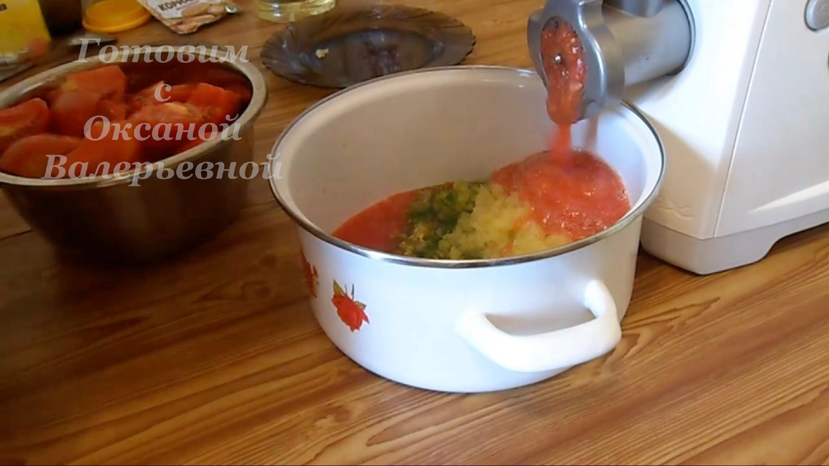 Пропускаем овощи через мясорубку