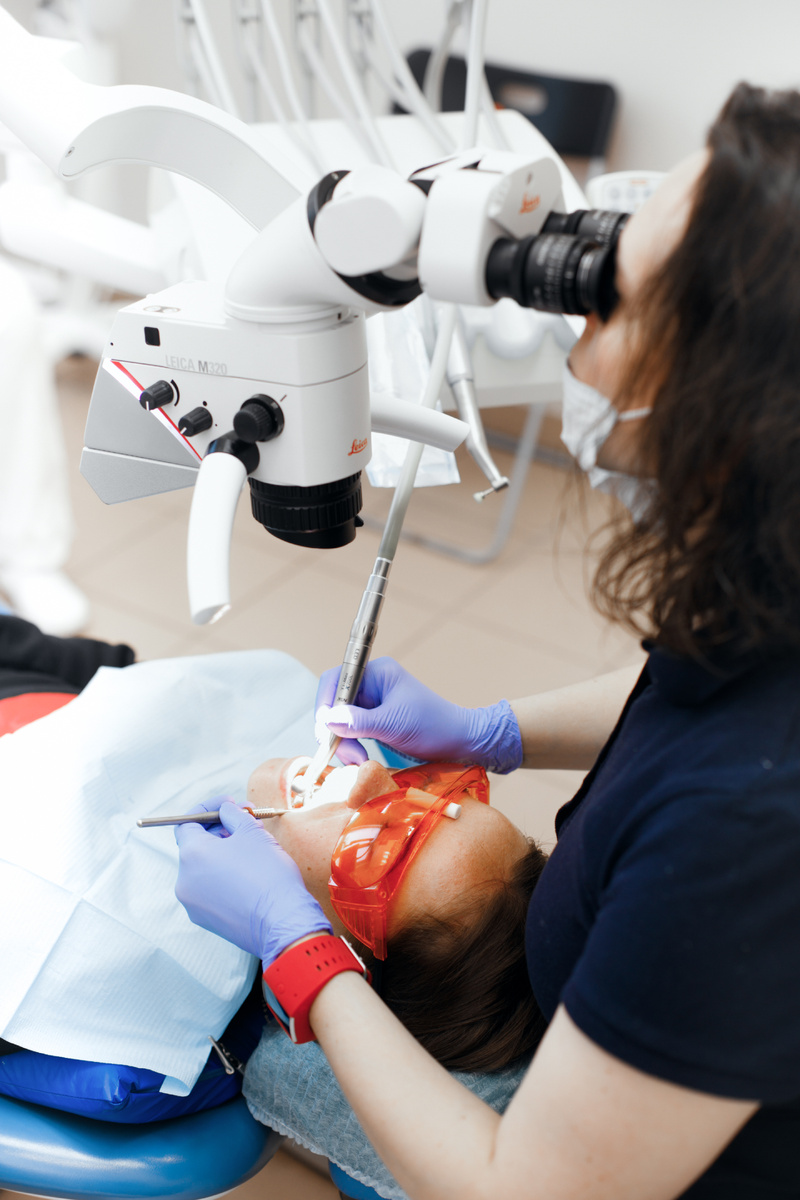 Фотография взята с сайта стоматологии Дмитрович Фэмили https://www.dmitrovich.ru/