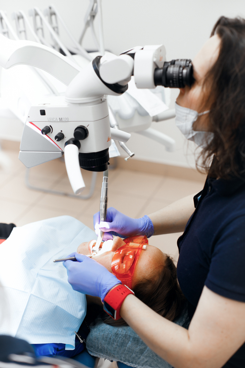 Фотография взята с сайта стоматологии Дмитрович Фэмили https://www.dmitrovich.ru/