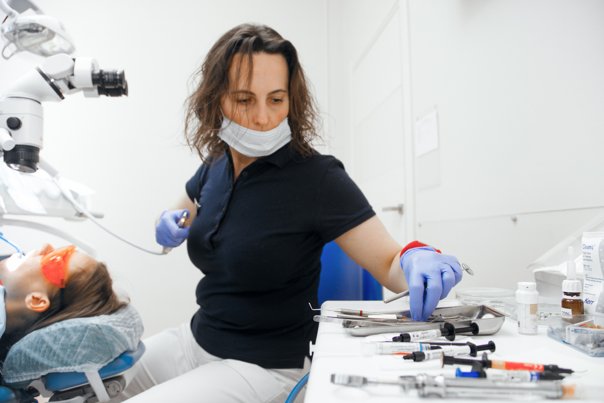 Фотография взята с сайта стоматологии Дмитрович Фэмили https://www.dmitrovich.ru/