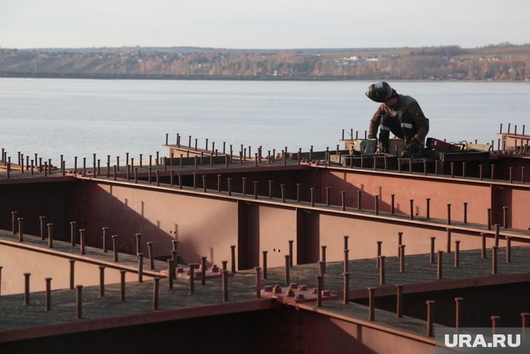   Строительство третьего моста через Каму поделено на шесть этапов (архивное фото)
