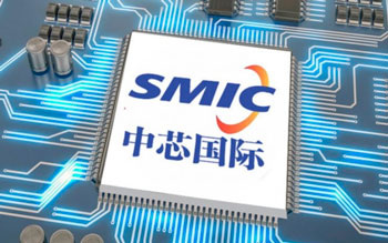 Компания SMIC, флагман чипмейкерской отрасли КНР, в первом полугодии 2025 г. увеличила выручку на 22%, почти до 4,5 млрд долл., и аналитики предсказывают сохранение набранного темпа. А в будущем году все китайские чипмейкеры в совокупности рассчитывают утроить валовой выпуск процессоров на своих предприятиях.