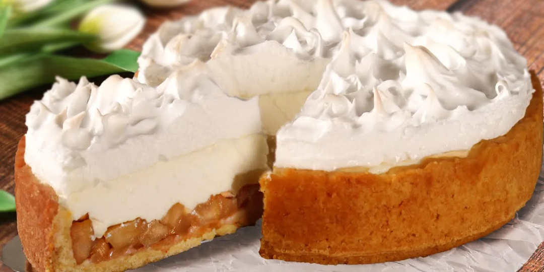 Яблочный пирог с воздушным кремом! Тает во рту, просто и очень вкусно