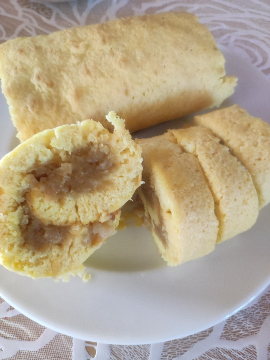 Рулет яблочный в нарезке. Фото автора.