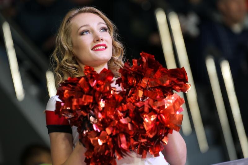    ЕАН / Девушка