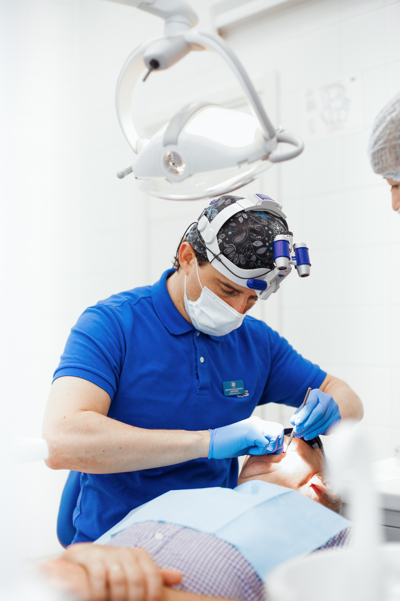 Фотография взята с сайта стоматологии Дмитрович Фэмили https://www.dmitrovich.ru/