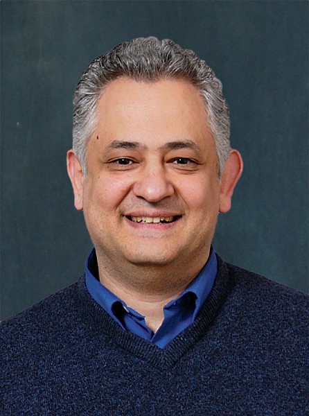 Профессор Кристофер Вениамин. stots.edu