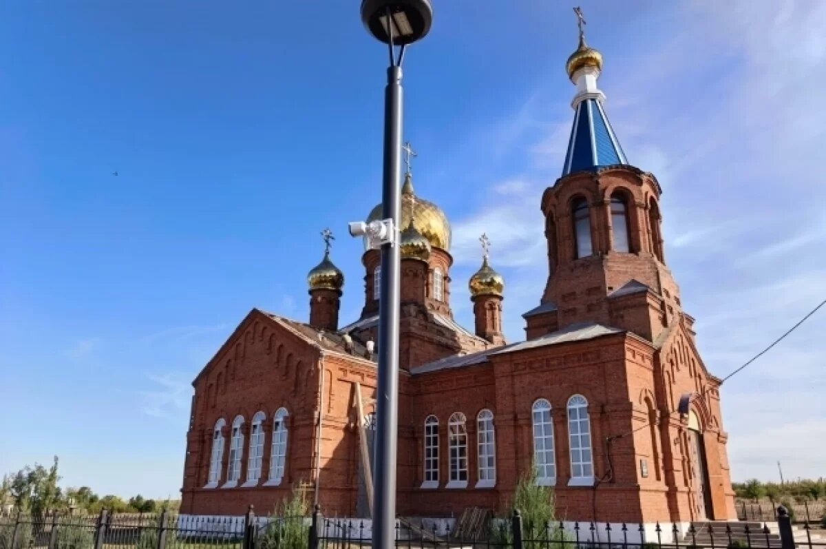    Работы по благоустройству сквера идут полным ходом.